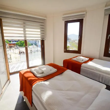 펜션 With Lovely View And Shared Pool In